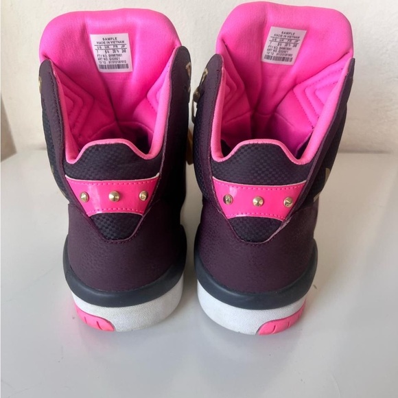 Adidas Purple and Pink Sneakers with Gold Accents - Picture 6 of 9